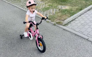 Srdcem pro Stellinku - Pomozme malé bojovnici k pohybu, řeči a dětskému životu