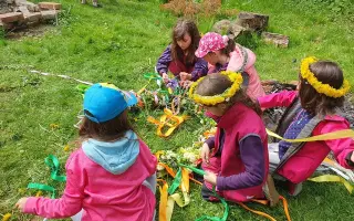 Srdcem v přírodě, rukama v řemesle, duší v komunitě