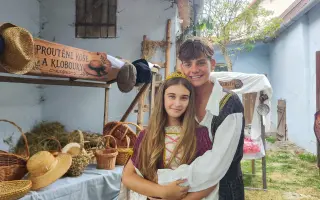 Pomozte malým dětem vytvořit velkou pohádku