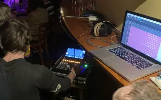 Podpořte vytvoření prvního live record LP z klubu Evžen.