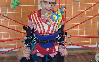 MALÁ BOJOVNICE: Pomozte Natálce po těžkém porodu žít radostně