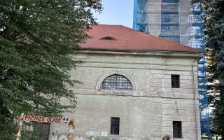 POMOZTE NÁM DOKONČIT OPRAVU VĚŽE KŘIŠŤÁLOVÉHO CHRÁMU