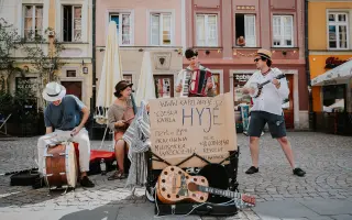 HYJÉ – Podpořte vydání prvního alba