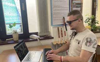 Doprovody nevidomých a jejich výuka na ozvučených digitálních technologiích
