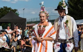 Podpořte vydání kalendáře (nejen) svatebních krojů 2025