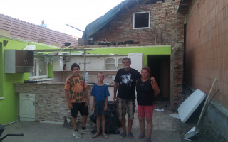 Pomoc pro rodinu Kalužíkovu z Hrušek po tornádu