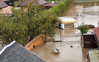 Pomoc tátovi žijícímu v Branticích, kterému povodeň kompletně vytopila dům