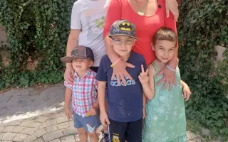 Pomozte mamince vrátit dětem domov