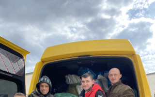 Pomoc postiženým lidem v Charkově a Mykolayivi