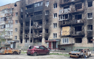 Nákup ambulancí do "horkých" oblastí Ukrajiny