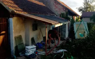 Pomozte nám dokončit kočičí útulek v Číčové