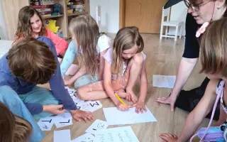 Společně pro dětství v respektu a radosti z objevování sebe i světa!