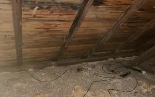 Sokolovně teče do bot