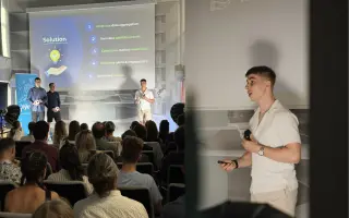 Podpořme českého startupistu a vývojáře Adama na Tetr (školu s 0,1 % přijatých)