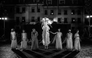 Vlastina Paradox: Z prázdné haly vzniká místo, kde se to hýbe - podpořte nás!