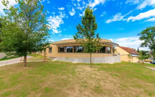 Pět smyslů pro Pomněnku