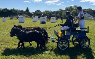 Kočár pro jezdecký oddíl