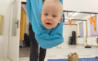 Mikiho plán - stát, kráčet a dobít svět