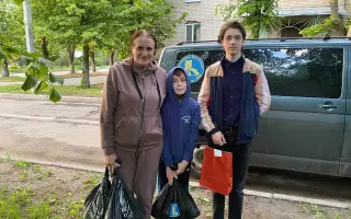 Pomozme společně lidem, které válka vyhnala z jejich domovů