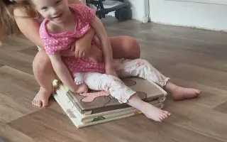 Pomozme malé Natálce se syndromem kočičího křiku