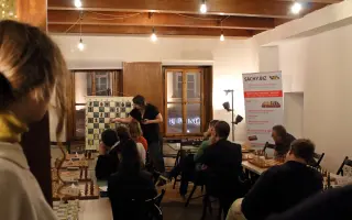 Šachový seminář s Davidem Navarou a výstava šachových souprav