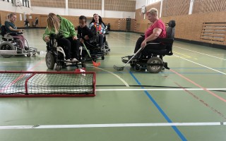 Hra začíná už v létě - Pomožte Powerchair hokejistům s přípravou!