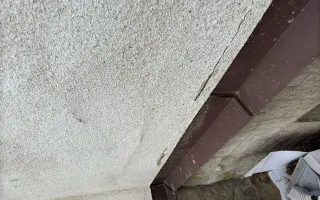 Povodeň mi poškodila dům. Potřebuji znalce a právní pomoc