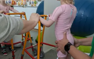 Pomozme malé Natálce se syndromem kočičího křiku