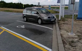 Pomozte mi pořídit auto, abych mohl dál vozit svou maminku k lékařům