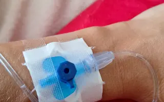 Pomoc pro nepohyblivou mámu Radku s nesnesitelnými bolestmi