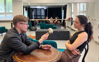 Pomozte udržet studentské divadlo Debut