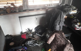 Rodině Mrázkových s dvěma malými dětmi vyhořel byt