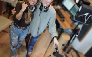 “A*la - Ze dna” … debutové album + sbírka poezie a fotografií Alice Boleloucké