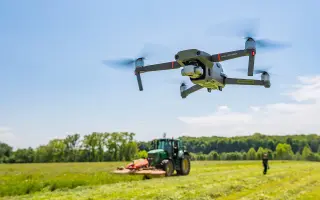 Dron na záchranu srnčat o senosečích na Frýdecko-Místecku