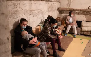 Dvě frontové linie, jedno dětství: terapie pro děti s rakovinou během války