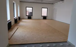 Rozhýbejte s námi Sladovnu - vybavujeme prostory v Domě tanečního umění