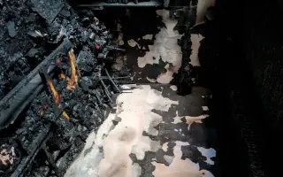 Sanitáři Lenka a Lumír pomáhají nemocným, po požáru sami pomoc hledají