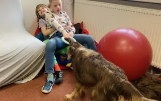 Rozinka pomáhá dětem, nyní potřebuje pomoc ona