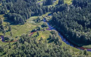 Dárková kniha Vltava z nebe – podpořte knihu ke 150. výročí Smetanovy Vltavy!