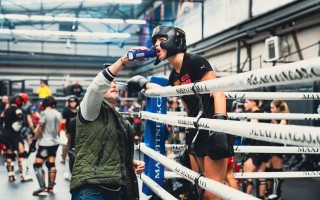 PODPOŘ ŽENSKOU BOXERSKOU REPREZENTACI NA CESTĚ NA OLYMPIJSKÉ HRY