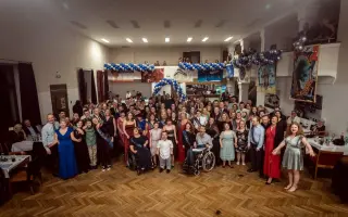Dodávka pro handicapované děti ze Spolku Rarach