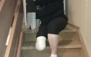 Schodišťová sedačka pro maminku Janu - pomozme jí znovu zvládat běžný život