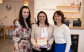 Darujte odloženým dětem pohádku, která jemně otevírá jejich příběh