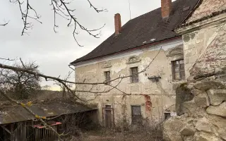 Zachraňte s námi barokní faru v Lodhéřově v jižních Čechách