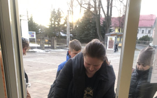 Pomozte s odvozem ukrajinských rodin do bezpečí