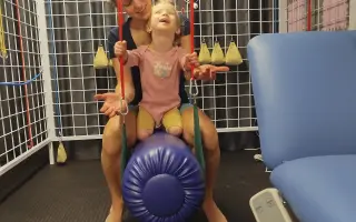 Pomozme malé Natálce se syndromem kočičího křiku