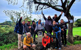Kniha: Camino De Santiago - 33 dnů, 910 km v žabkách a desítky příběhu + bonus