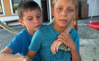 Naděje pro dva autistické chlapečky: Podpořte jejich cestu za lepšími zítřky