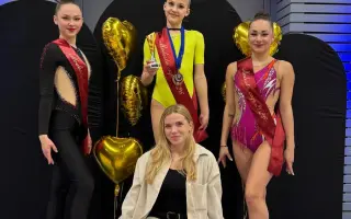 Pomozte gymnastkám zpátky na koberec