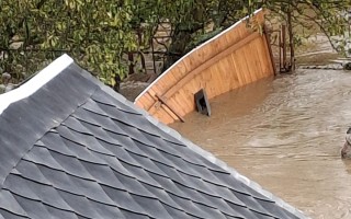 Pomoc tátovi žijícímu v Branticích, kterému povodeň kompletně vytopila dům